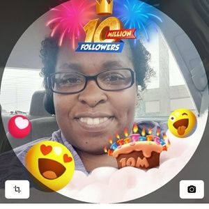 Meet your Posher, Keisha